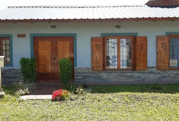 Casa en  Santa Paula, General Pueyrredón