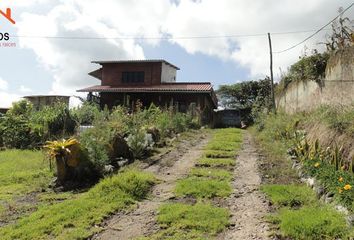 Casa en  8rqg+9rf, San Antonio De Ibarra, Ecuador