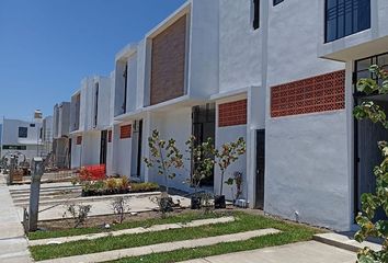 Casa en  Calle Magistrado Lic. Manuel Hermosillo, Vista Bugambilias, Villa De Álvarez, Colima, 28979, Mex