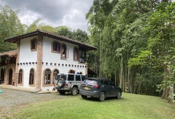 Casa en  Carrera 23c 13b-2-13b-100, Junin, Cali, Valle Del Cauca, Col