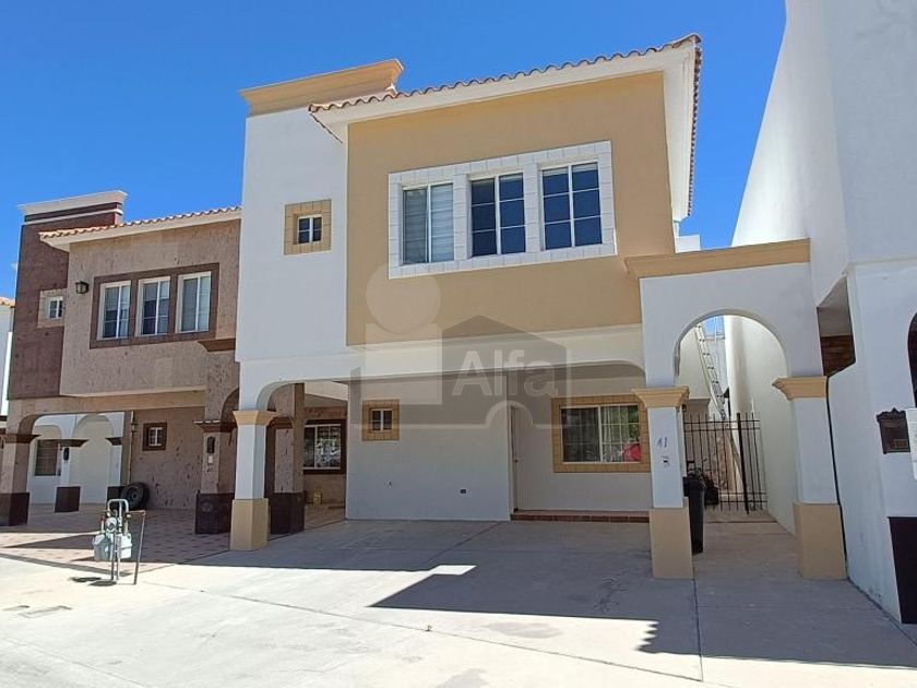 renta Casa en Campos Elíseos, Juárez, Chihuahua (9904_1370R)