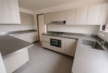 Apartment for rent in Poblado, Medellín