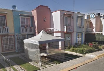 Casa en fraccionamiento en  Calle Jardín Del Sol, Fraccionamiento Hacienda Del Jardín, Tultepec, México, 54980, Mex