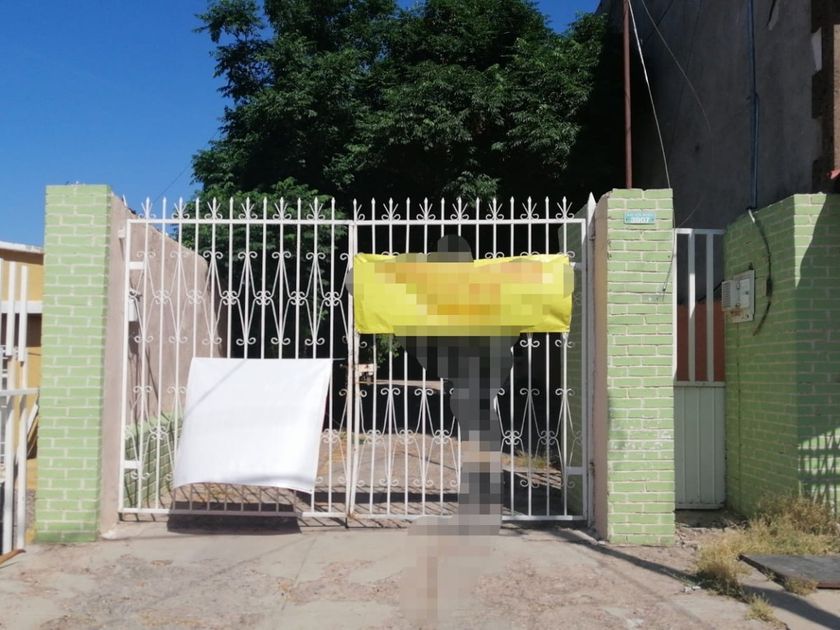 venta Casa en Barrio de Londres, Municipio de Chihuahua (398033--381)-  