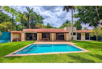 Casa en  Club De Golf La Ceiba, Mérida, Yucatán