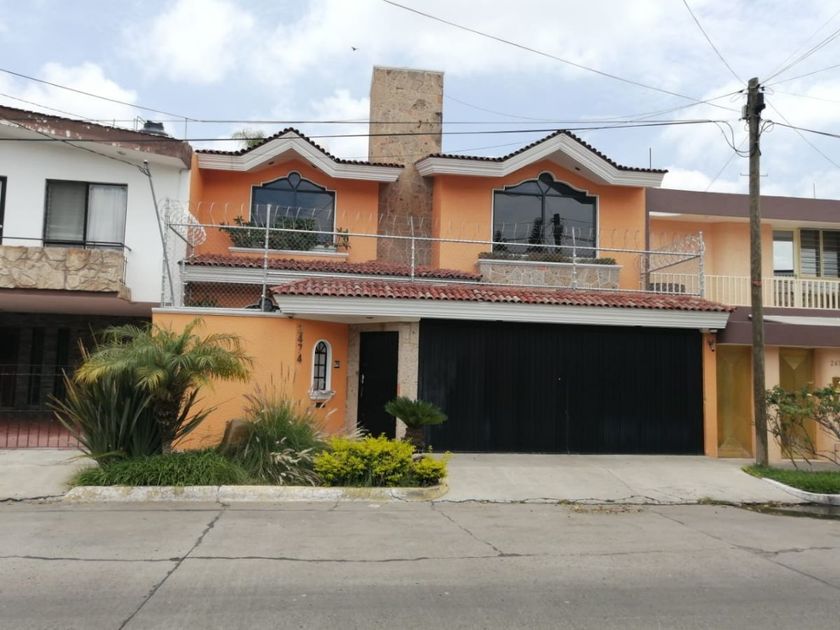 venta Casa en Jardines de la Cruz, Guadalajara, Jalisco (EB-DU4277s)-  