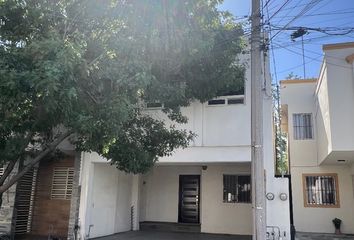 Casa en  Bosques Del Poniente, Ciudad Santa Catarina, Santa Catarina