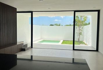 Casa en condominio en  Hacienda Xcanatun, Mérida, Yucatán