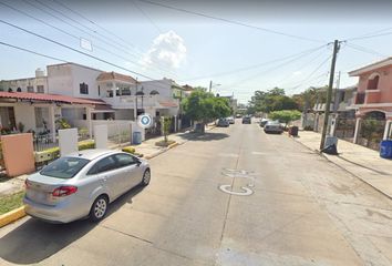 Casa en  Calle Jacaranda 205, Fraccionamiento Jacarandas, Ciudad Madero, Tamaulipas, 89416, Mex