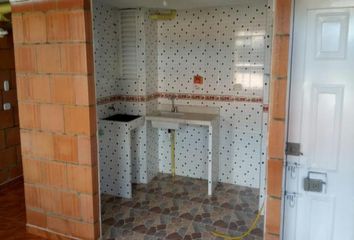 Apartamento en  Carrera 18a 4b 04 S, Soacha, Cundinamarca, Col