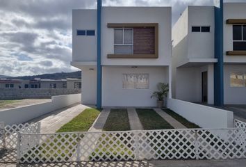 Casa en fraccionamiento en  Calle Tlaxcaltecas, Residencial Cumbres, Tijuana, Baja California, 22236, Mex