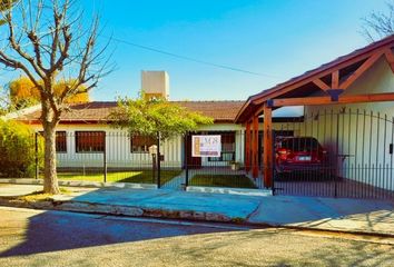 Casa en  Valentina Norte Urbana, Neuquén