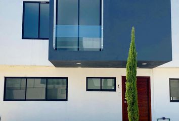 Casa en fraccionamiento en  Avenida Francisco I. Madero, Barrio San Miguel, San Mateo Atenco, México, 52104, Mex