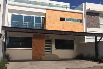 Casa en condominio en  Calle Venta Del Refugio 1121-1225, El Refugio, Querétaro, 76146, Mex