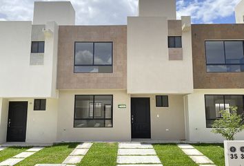 Casa en fraccionamiento en  La Piedad, El Marqués, Querétaro, Mex