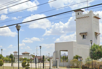 Casa en fraccionamiento en  Atotol, Los Héroes Tecámac Secc Ozumbilla, Tecámac, México, 55764, Mex