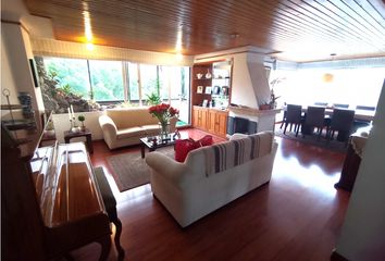 Apartamento en  Santa Barbara Norte, Bogotá