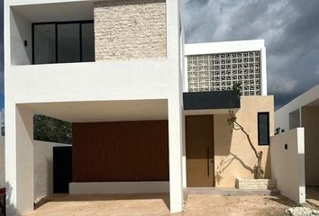 Casa en condominio en  Pueblo Conkal, Conkal