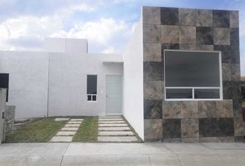 Casa en fraccionamiento en  San Isidro, Santiago Tulantepec, Santiago Tulantepec De Lugo Guerrero