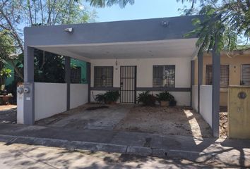 Casa en  Calle Gerona 3-3, Fraccionamiento Urbi Villas Del Rey, Benito Juárez, Quintana Roo, 77539, Mex