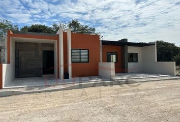 Casa en  Carretera Ciudad Del Carmen-champotón, Carmen, Campeche, Mex