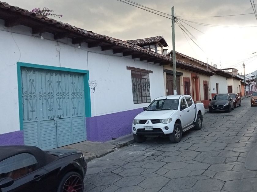 venta Casa en Barrio El Cerrillo, San Cristóbal de las Casas (EB-MJ8917s)-  