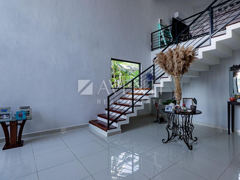 renta Casa en Lagos del Sol, Cancún (ARE-CR-ZC-836)