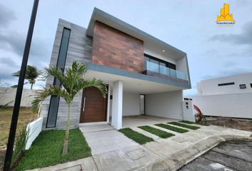 Casa en  Lomas Residencial, Alvarado, Veracruz