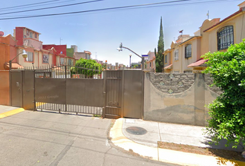 Casa en  Escuela Tonatiuh, Avenida Insurgentes, San Cristobal, Ejidal Emiliano Zapata, Ecatepec De Morelos, México, 55024, Mex