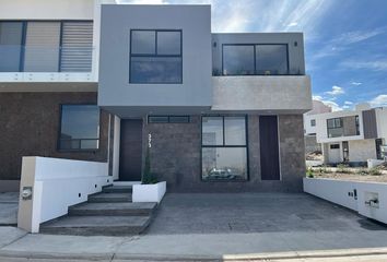 Casa en  Lomalta Tres Marías, Morelia, Michoacán, México