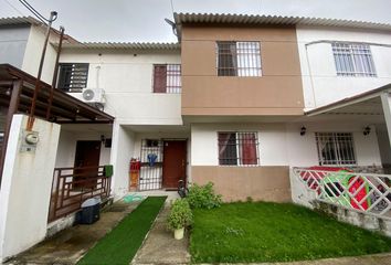 Casa en  Tarqui, Guayaquil