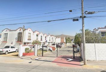 Casa en  La Gigantera, San Pedro Tlaquepaque