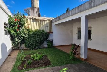 Casa en  Jose Leon Suarez, Partido De General San Martín