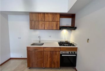 Apartamento en Calle 46 Sur, San Isidro, Sabaneta, Valle De Aburrá, Antioquia, Rap Del Agua Y La Montaña, 055450, Colombia