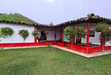 Villa-Quinta en  Cl. 50 #52-51, Abejorral, Antioquia, Colombia