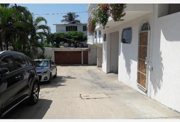 Casa en condominio en  Calle Del Tanque, Unidad Habitacional Pablo Galeana, Acapulco De Juárez, Guerrero, 39689, Mex