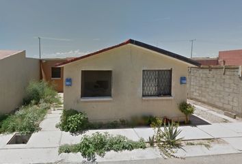 Casa en  Calle Paseo Del Olimpo 235-235, Residencial Campestre La Rosita, Torreón, Coahuila De Zaragoza, 27250, Mex