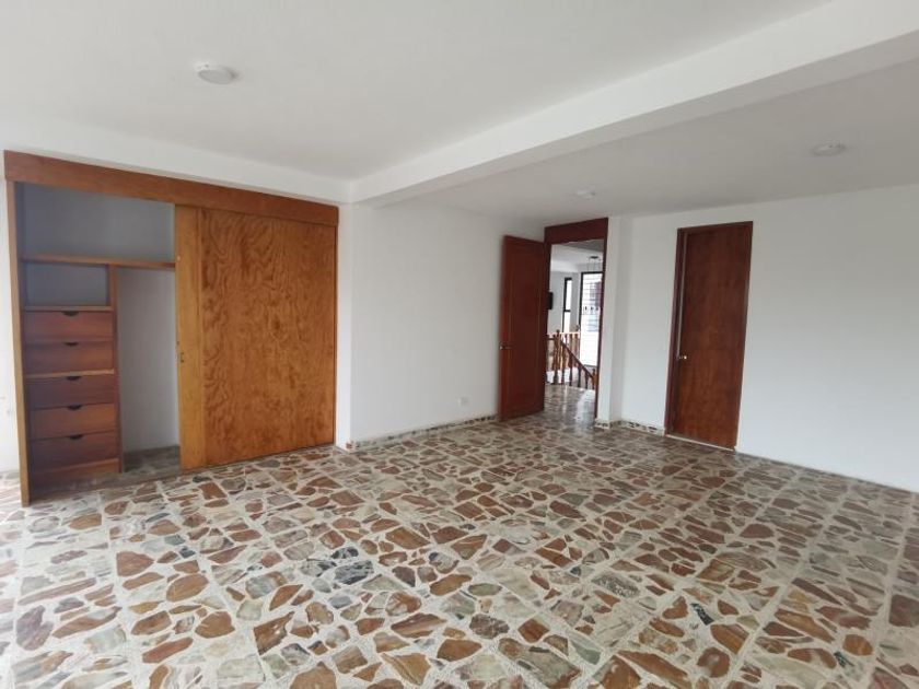 renta Casa en Valle Dorado, Puebla, Municipio de Puebla (MX22-NS3106)-  