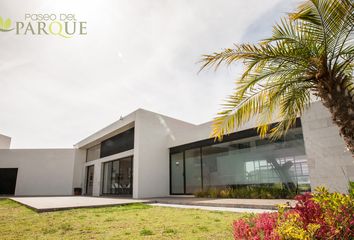 Lote de Terreno en  Tres Marías, Avenida Tres Marias, Morelia, Michoacán, México