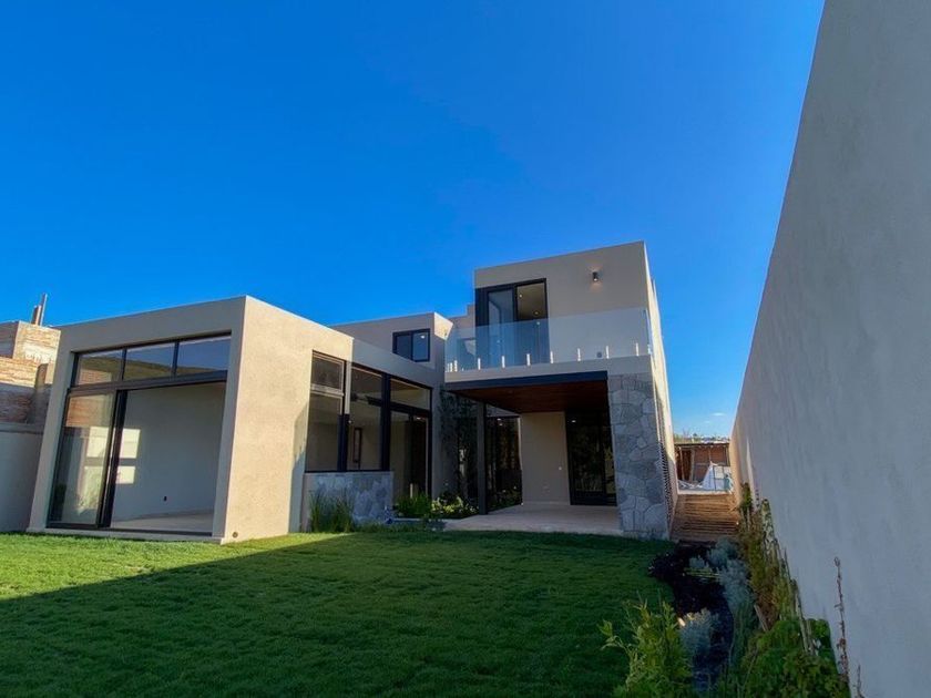 venta Casa en condominio en Altozano El Nuevo Querétaro, Municipio de  Querétaro (EB-MM7717s)