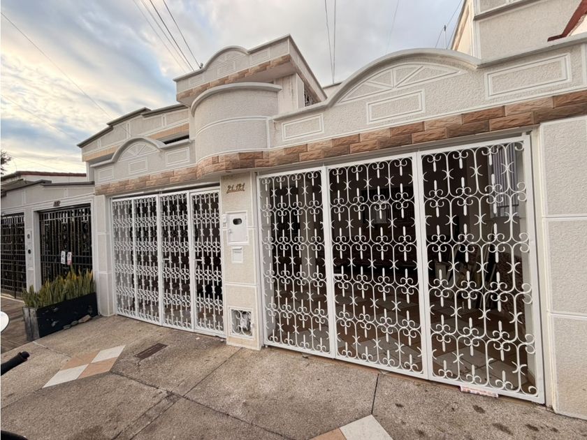 Casa en arriendo Calle 102, Provenza, Comuna 10 - Provenza, Perímetro Urbano Bucaramanga, Bucaramanga, Metropolitana, Santander, Rap Gran Santander, 680004, Colombia