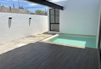 Casa en condominio en  Avenida 21, Mérida, Yucatán, 97305, Mex