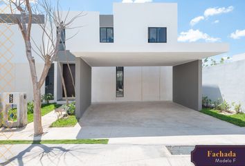 Casa en condominio en  Calle 18 108-108, Cholul, Mérida, Yucatán, 97305, Mex