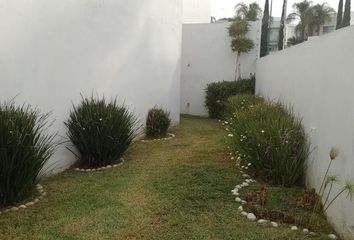 Casa en fraccionamiento en  Boulevard Salamina, Fraccionamiento Lomas Del Mirador, León, Guanajuato, 37358, Mex