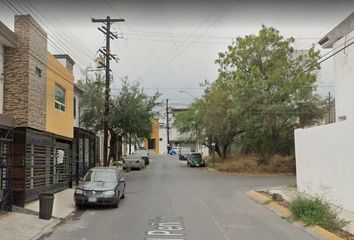 12 casas en remate bancario en venta en Las Cumbres, Monterrey, Monterrey -  