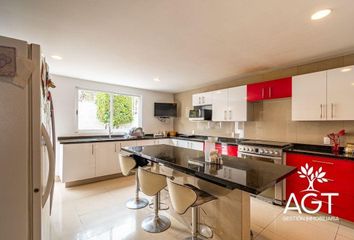 Casa en  Lomas De Las Palmas, Huixquilucan