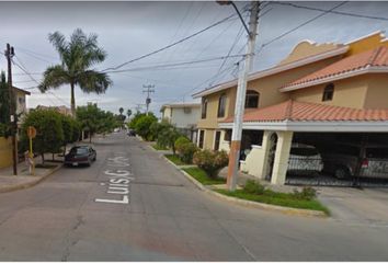 Casa en  Luis G. Urbina, Jardines Del Valle, Los Mochis, Sinaloa, México