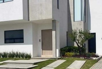 Casa en fraccionamiento en  Calle Reforma, Santa Clara Ocoyucan, Ocoyucan, Puebla, 72850, Mex