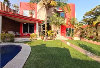 Casa en  San Miguel Acapantzingo, Cuernavaca, Morelos, México