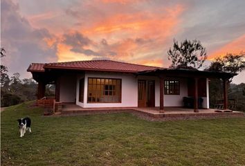 Villa-Quinta en  San Vicente, Antioquia